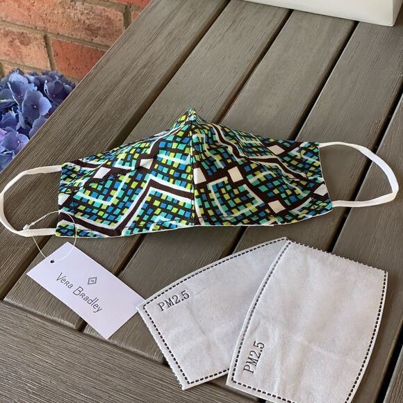 Vera Bradley Face Cotton Mask 2 filters included - Picture 1 of 5